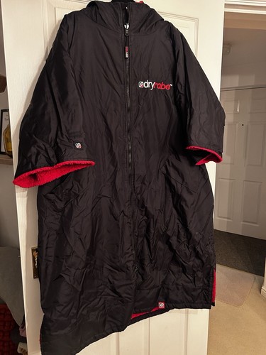Dryrobe size black and red - l,